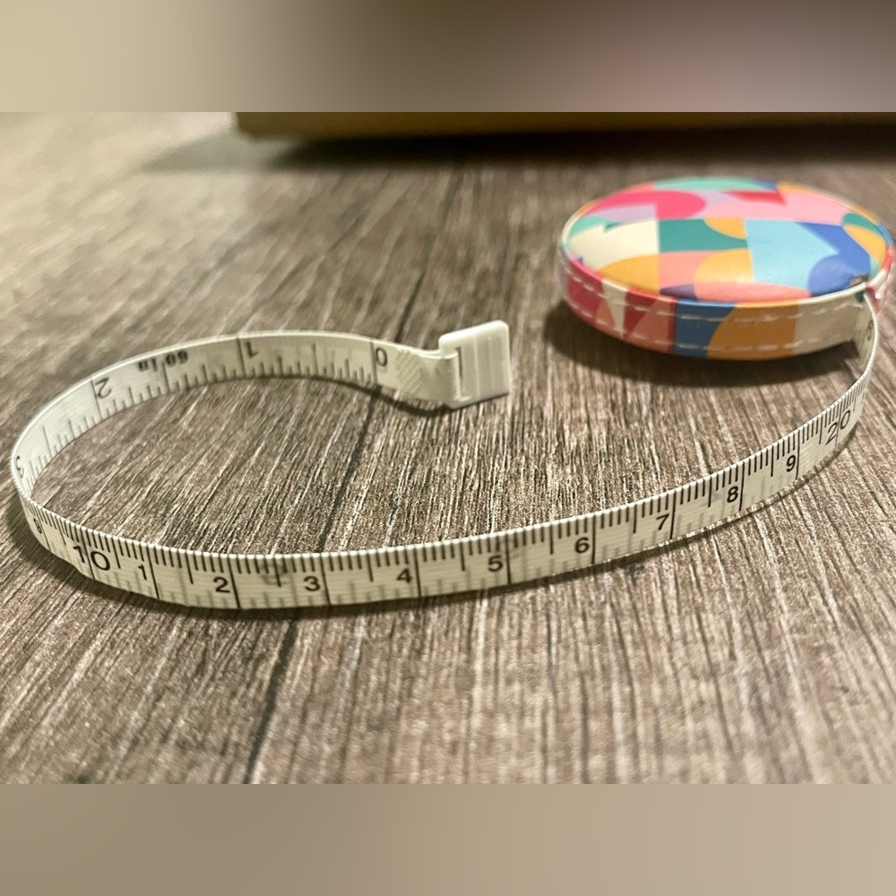Geometric compact measuring tape - Picture 3 of 3